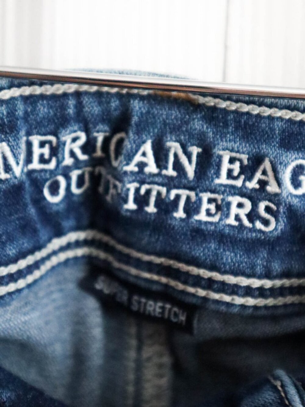 American Eagle Y2K Kick Butt Super Stretch Low Rise Boot Cut Jeans 28" Waist - Picture 4 of 9